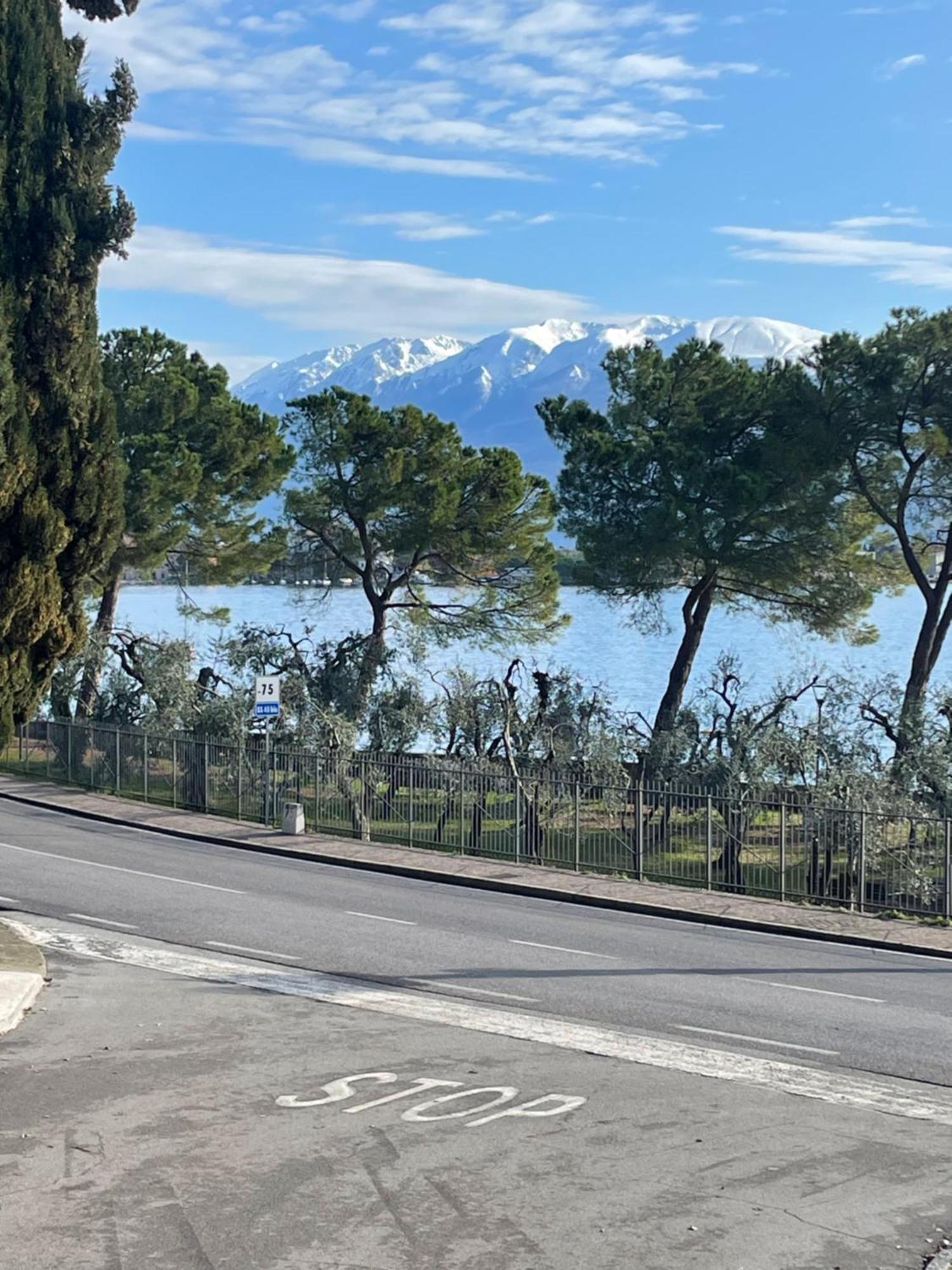 Villa Lou Toscolano Maderno Bagian luar foto